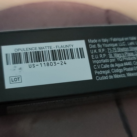 Moodstruck opulence matte lipstick - Picture 3 of 4